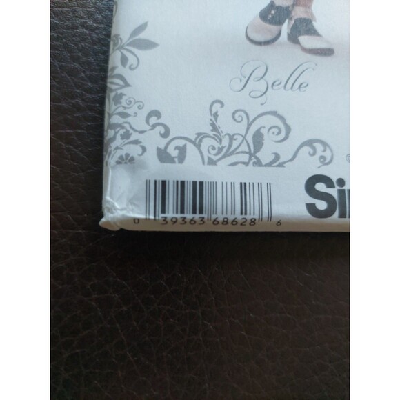 Simplicity Disney Princess Pattern 8628 50s Sock Hop Circle Skirts Belle Ariel - Picture 3 of 8